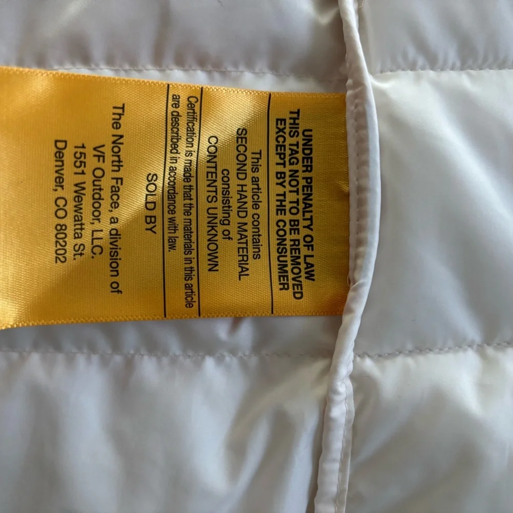 The North Face Women's L Dune Ivory Winter White Puffer Down Vest - Picture 5 of 8